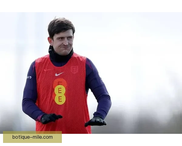 2025夏季转会重磅 西汉姆联引进巴萨外租天才小将